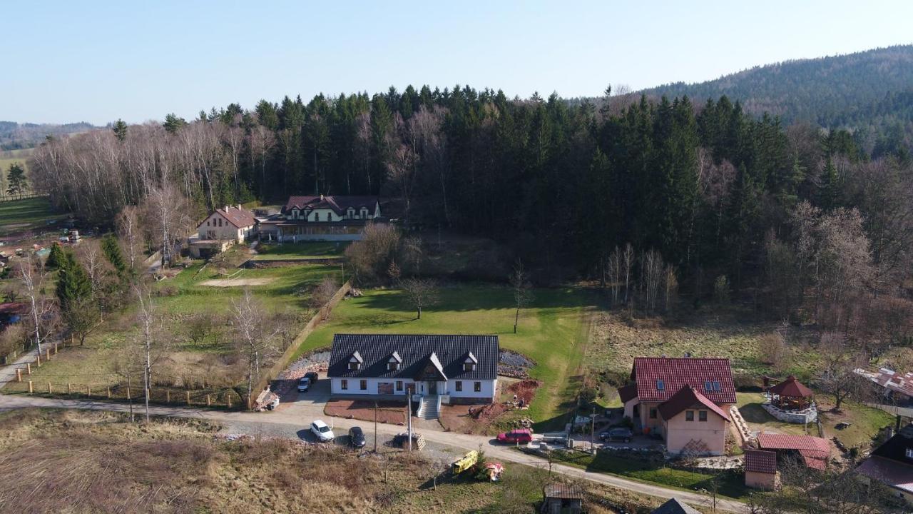 Pokoje Goscinne Art- Dworek Kudowa-Zdrój Kültér fotó