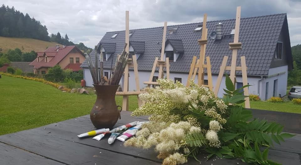 Pokoje Goscinne Art- Dworek Kudowa-Zdrój Kültér fotó